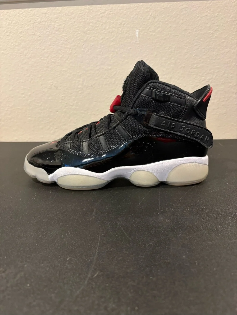Nike Boys Air Jordan 6 Rings 323419-064 Black Basketball Shoes Sneakers Sz 4.5 Y - Picture 4 of 9